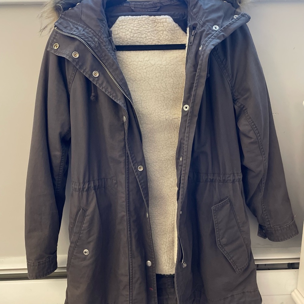 Gap dark grey fuzzy parka coat